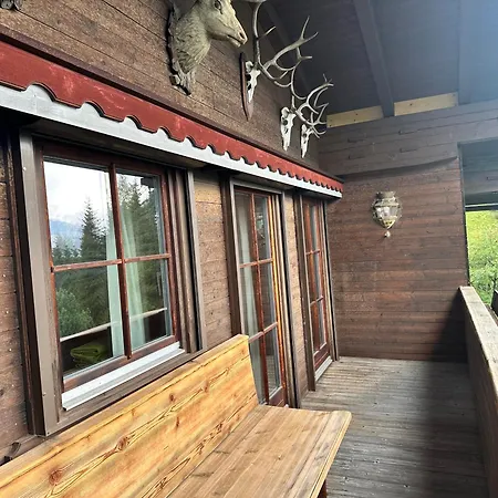 Direkt An Der Skipiste Chalet Obertilliach