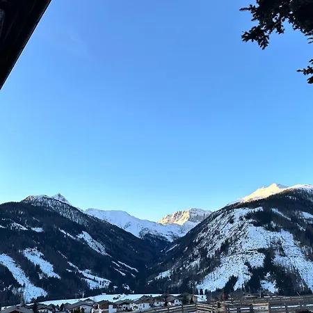 Direkt An Der Skipiste בקתה